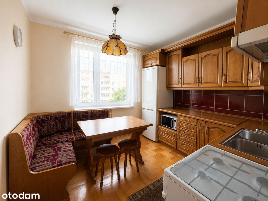 Zadbane 2 pokoje | Balkon | Parkiet | Puławy, ul. Kochanowskiego