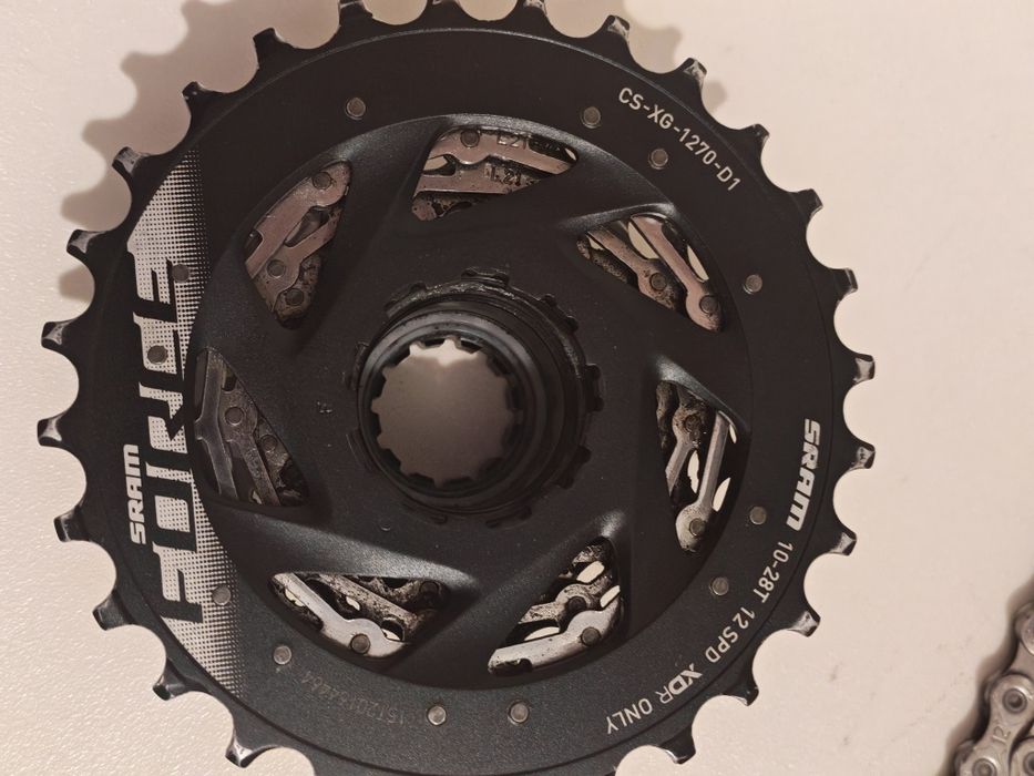 Kaseta SRAM Force AXS 10-28 XG-1270-D1