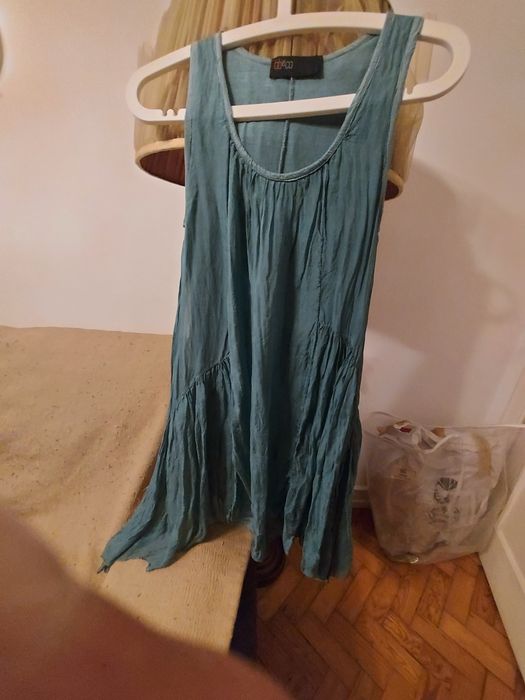 Vestido em seda e viscose