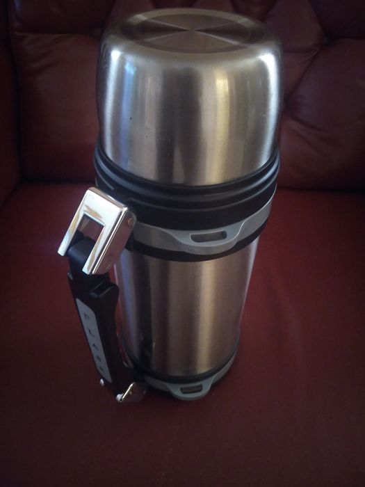 Термос металевий