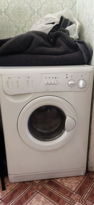 Пральна машина Индезит