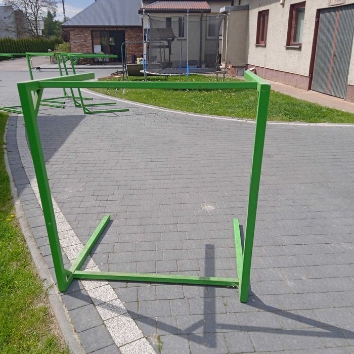 Stojaki metalowe
