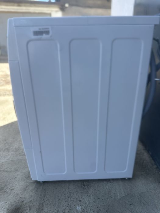 Пралка пральна машина LG 9кг Model F1403FD