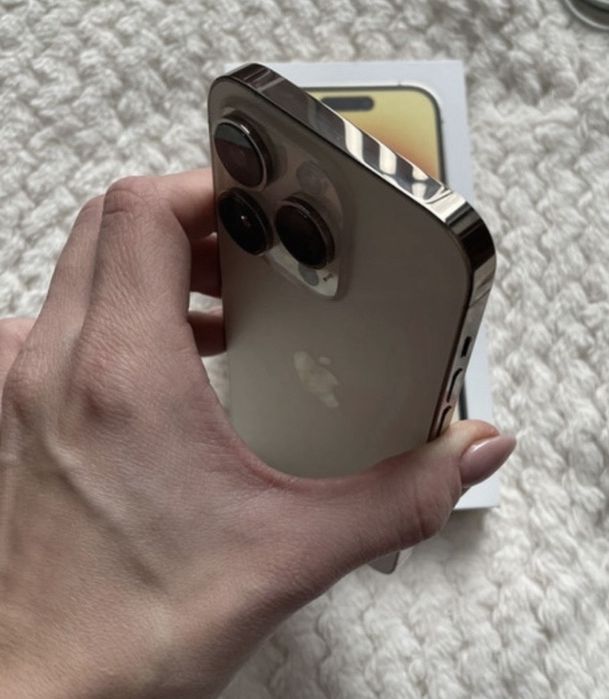 Iphone 14 pro stan perfekcyjny