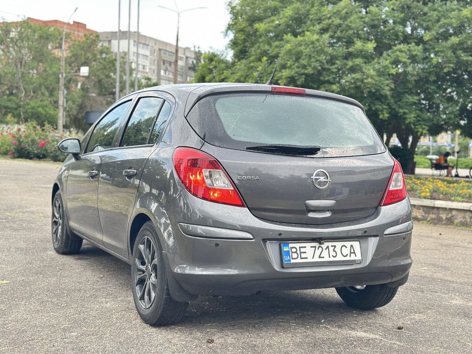 Продам Opel Corsa 2012 , Автомат