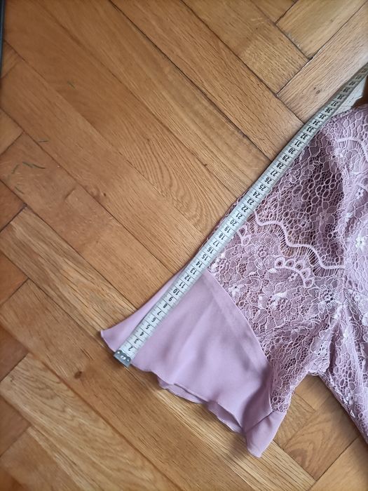 Sukienka z koronką, rozmiar 52