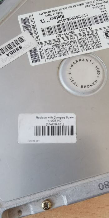 Dysk HDD 5,25"  4 GB Quantum Bigfoot TX4,0AT