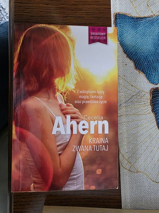 Cecelia Ahern Kraina zwana tutaj