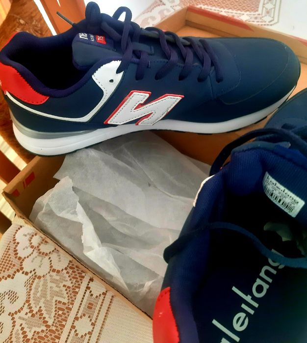 Buty sportowe rozm.41