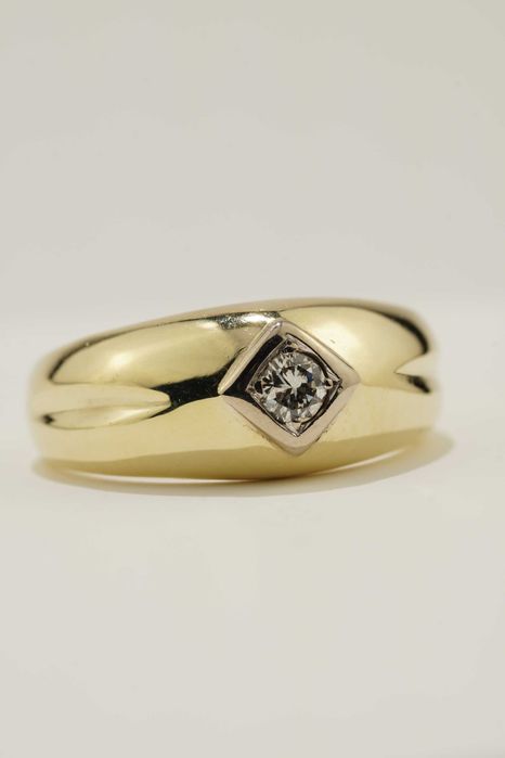 Złoty pierścionek z brylantami 14K 4.62g