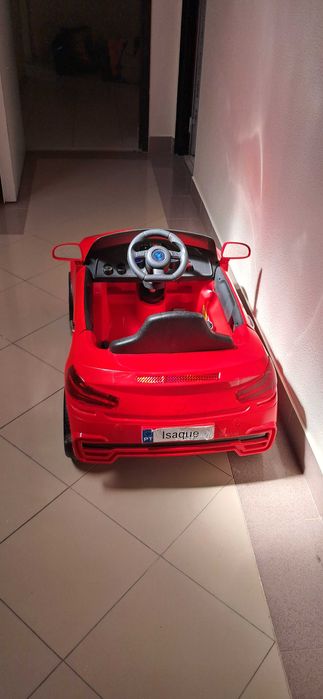 Carro elétrico para criança