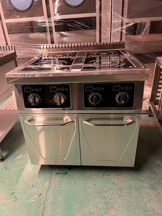 Nowa kuchnia indukcyjna gastronomiczna TEHMA 4 pola – 14 kW