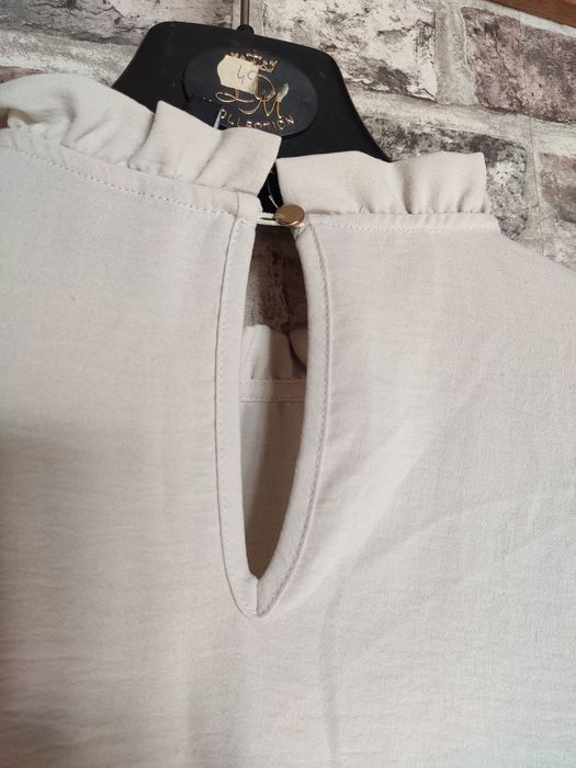 Gładka koszula piaskowa moodo