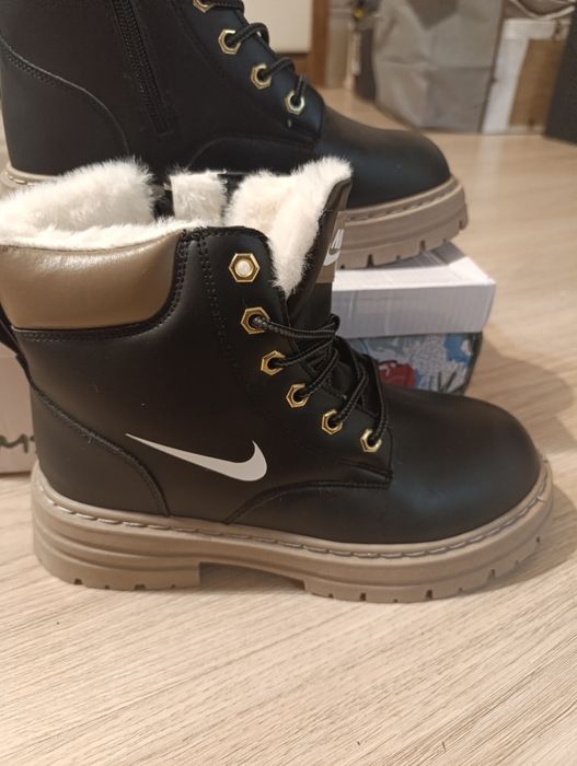 Buty damskie ocieplane