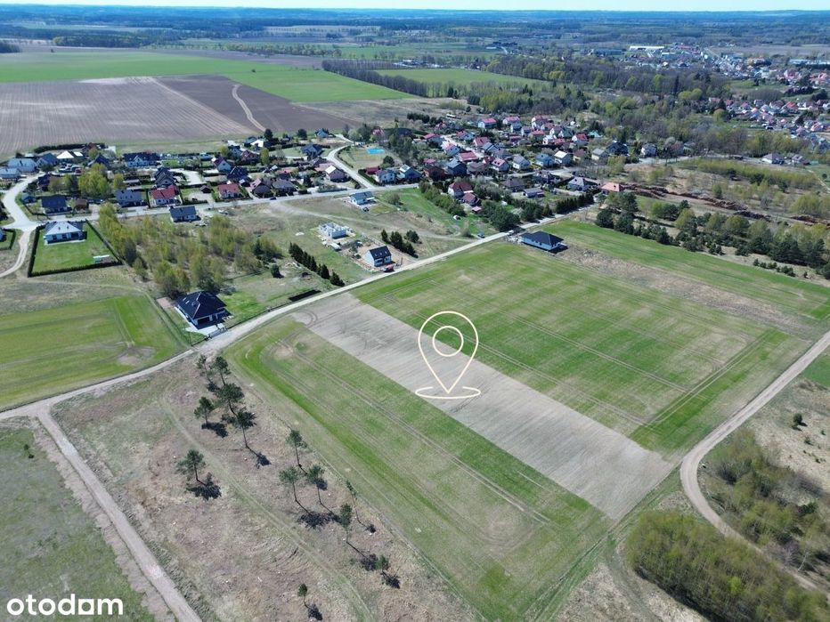 Regularna działka 988 m² wśród nowych domów