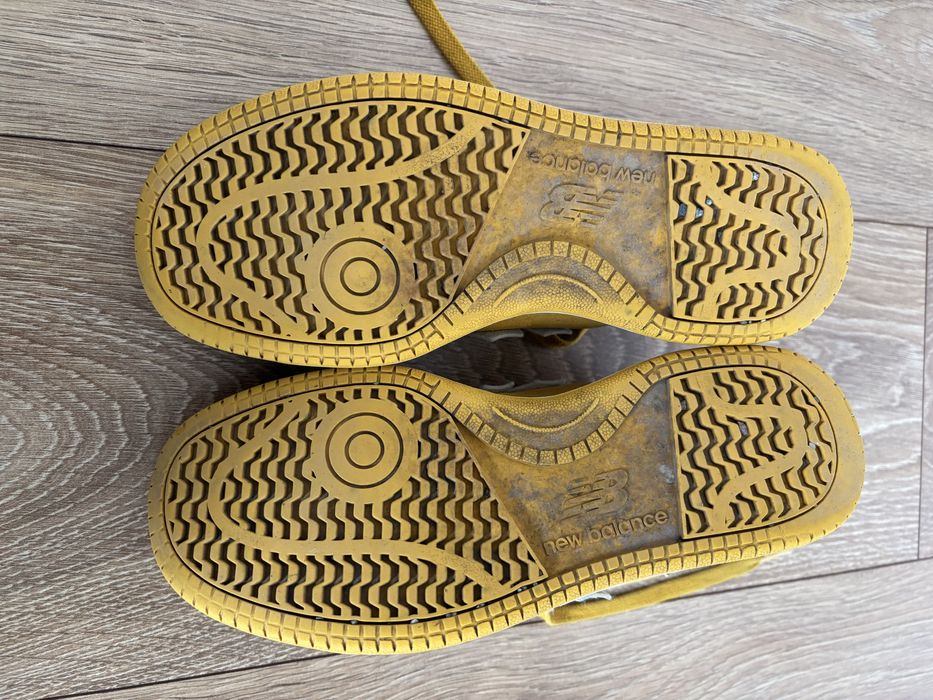 Sneakersy młodzieżowe New Balance żółte 36
