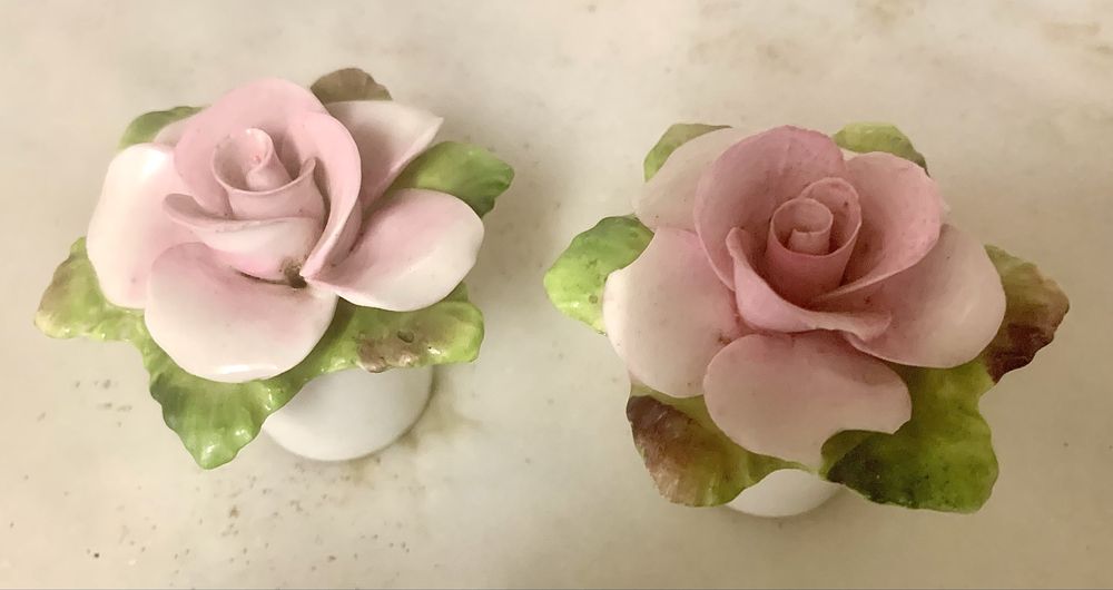 Saleiro e pimenteiro em porcelana Ingleses Coalport
