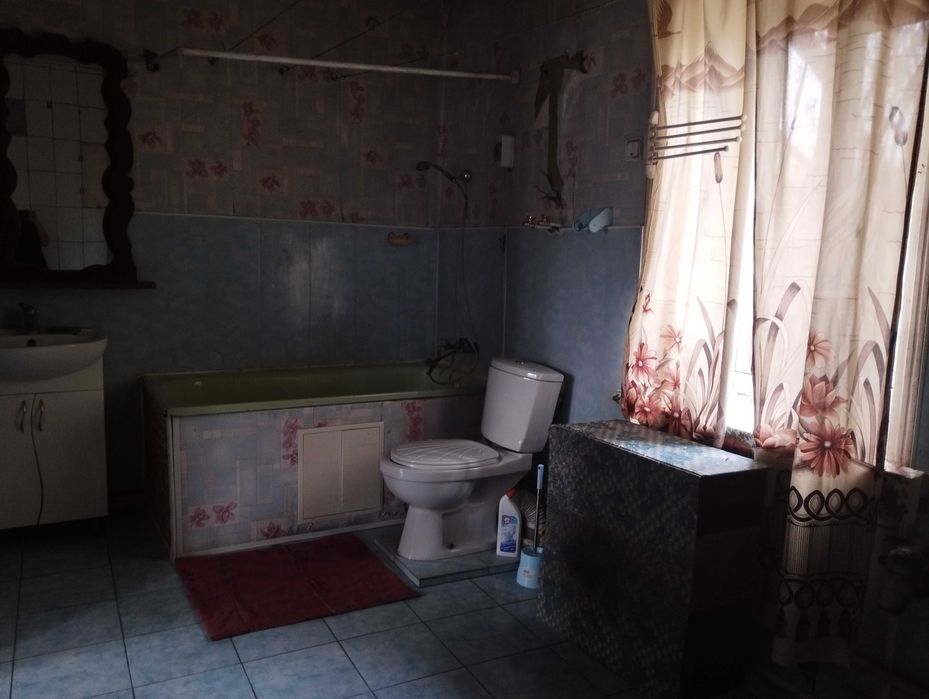 Продається будинок у смт.Сахновщина-5 хвилин до центру!