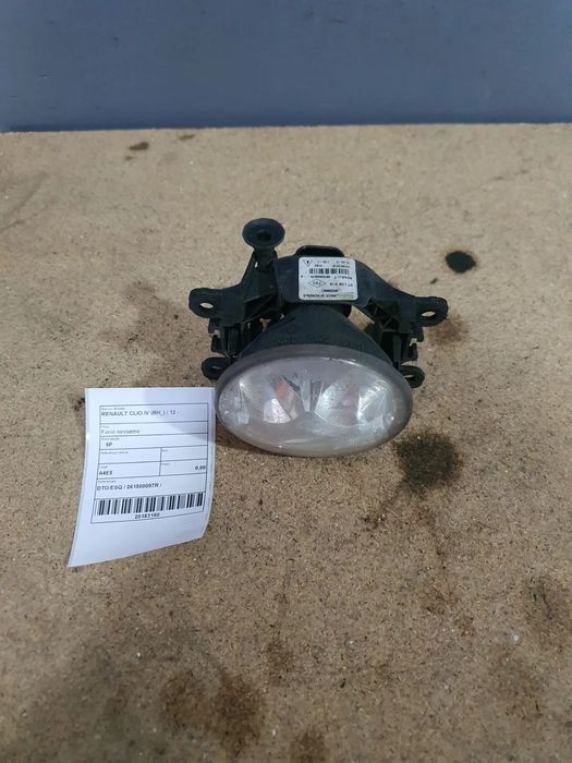 FAROL NEVOEIRO RENAULT CLIO IV / 261500097R
