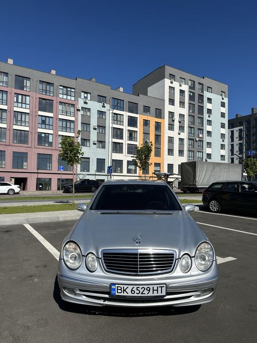 Продам авто Mercedes Benz W211