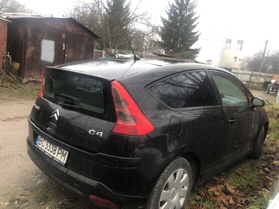 Продам Сітроен с4 купе в робочому стані .