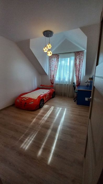 Буча, вулиця Олександра Олеся, затишний будинок з газом в топовой локації