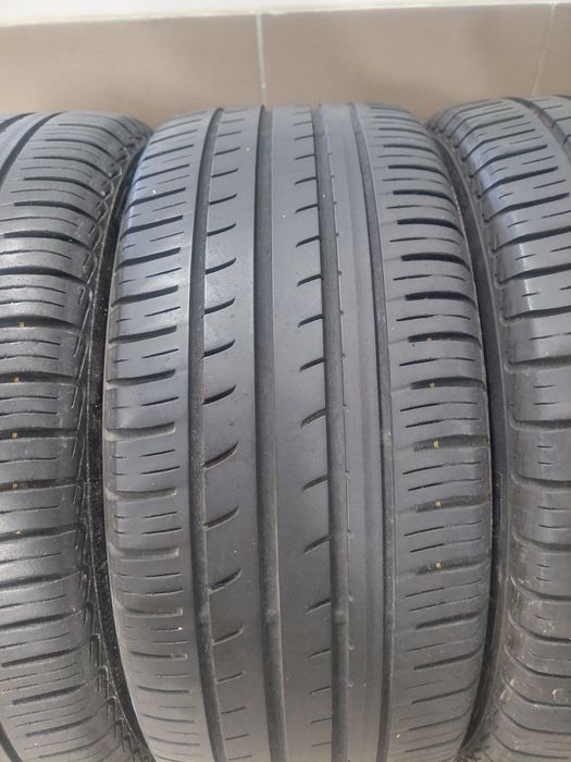 Комплект літньої гуми літо літня Pirelli R16 215 45