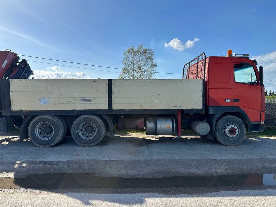 Samochód ciężarowy Volvo FH12 6X4R