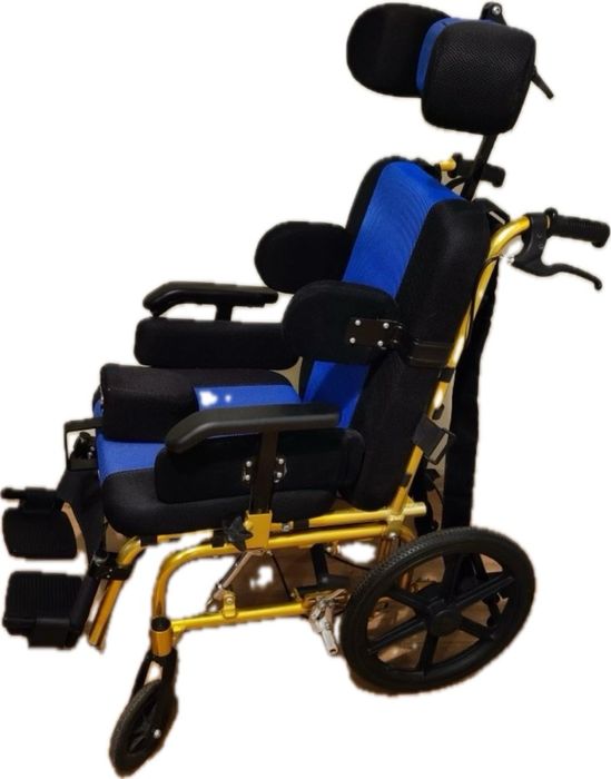 Дитяча інвалідна коляска