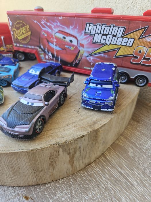Disney Pixar Cars Mack Super Track Playset + Diecast Cars Lot