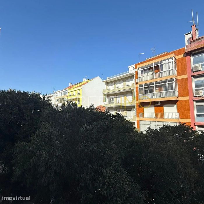 Apartamento T1 na rua Passos Manuel em Lisboa