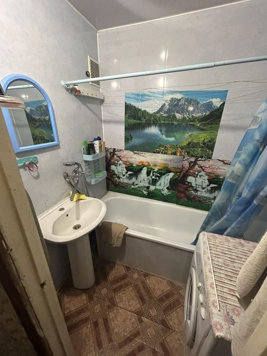 Продам 3-кімнатну квартиру з лоджею.