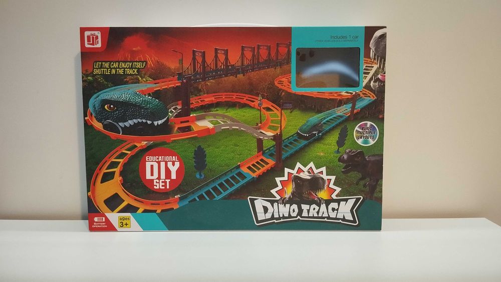 Tor Wyścigowy Dinozaur Dino Park ZESTAW autko