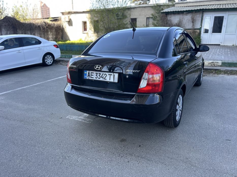 Hyndai accent avtomat