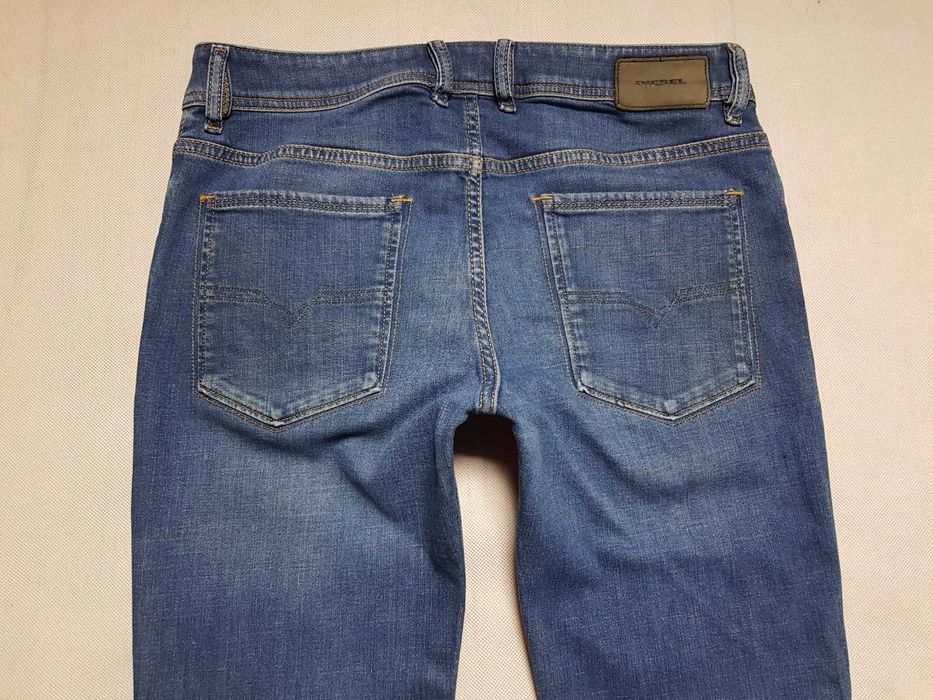 DIESEL - SLEENKER  roz. W32L34 pas 85 cm SUPER ^