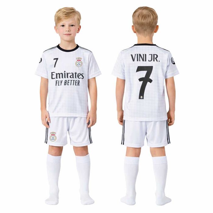 Strój / komplet piłkarski Vinicius Jr. Real Madryt rozm. 116 + getry
