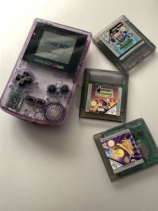 Zamienię. Game Boy Color Nintendo, gry, etui.