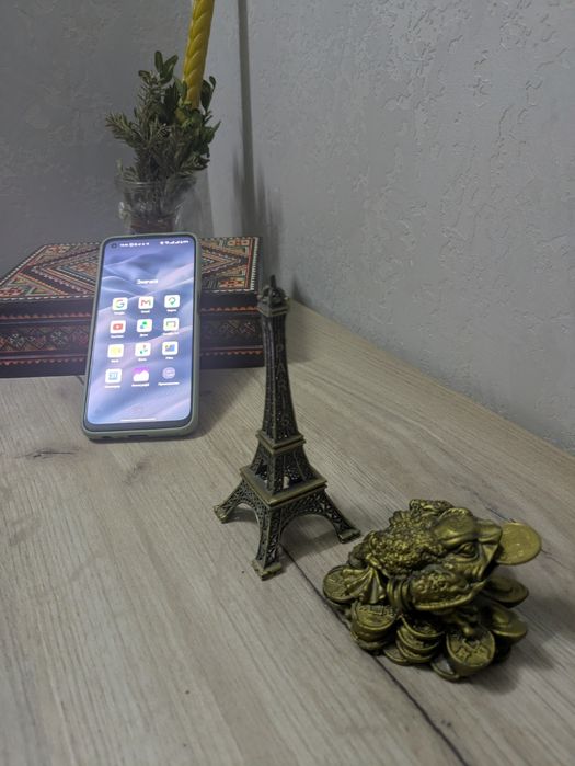 Смартфон Realme 11