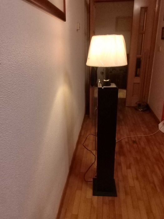 Candeeiro de  pé