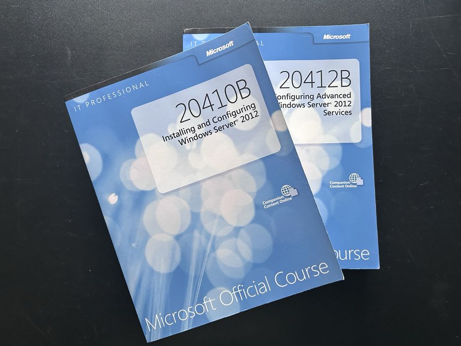 Conjunto de 2 Livros / Manuais: Microsoft Official Course - 20410B