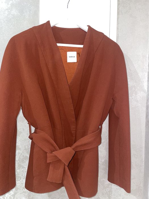 піджак на осінь жіночий 46-48 р