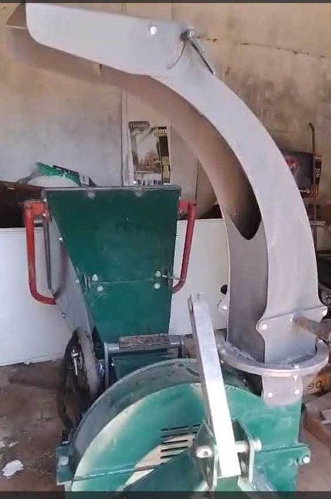 Triturador da Madeira Woodland Mills WC68 Quase Nova