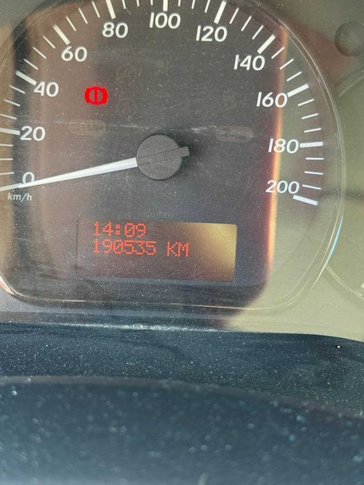 Mercedes Citan 109 cdi maio de 2015, 190 000 km.