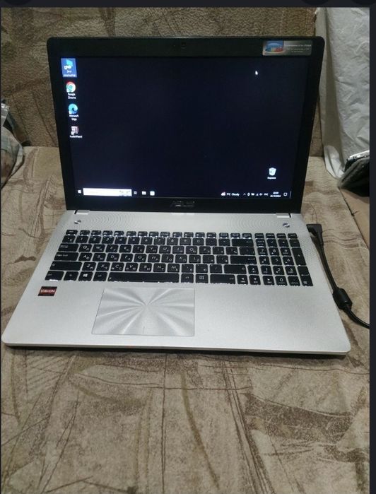 Ноутбук ASUS N56DP