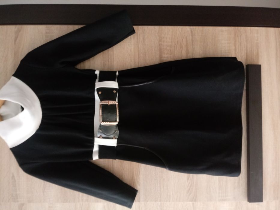 Sukienka  36 S mała czarna mini z paskiem tunika