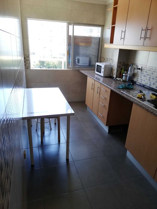 Quarto Estudante Universitária em FARO