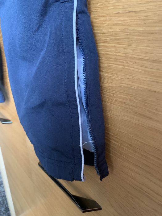 Spodnie z rozpinanymi u dołu nogawkami  7-8 lat