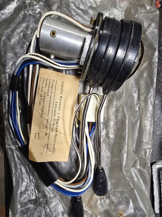 Przełącznik zespolony Polski Fiat  1300 (125 p)