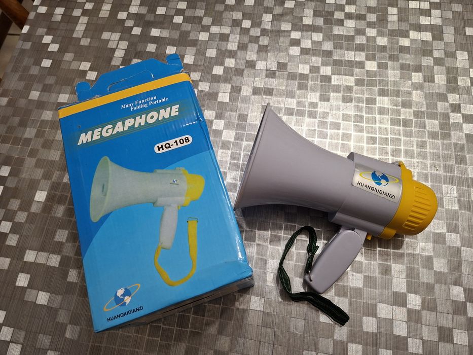 Megafon szary HQ-108