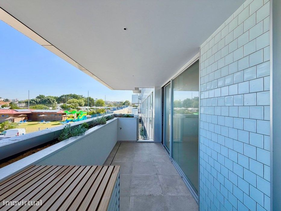 T1 Praia Canidelo em condomínio com piscina ginásio e coworking